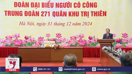 Chủ tịch Quốc hội gặp mặt đại biểu Trung đoàn 271