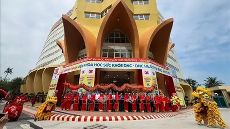 Khánh thành Viện Khoa học sức khỏe